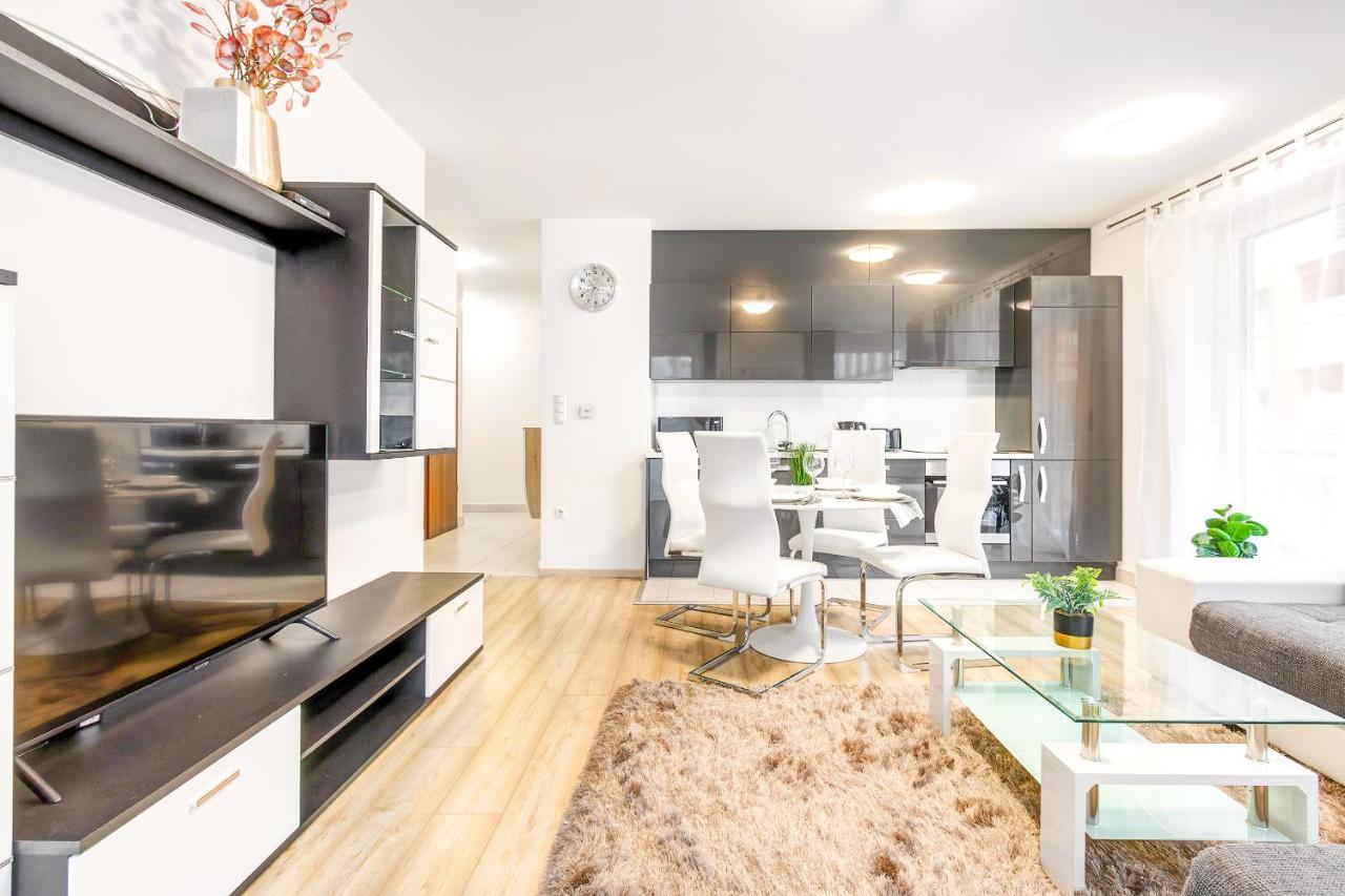 Modern Apartment With Free Garage And Balcony In The Downtown Budapešť Exteriér fotografie