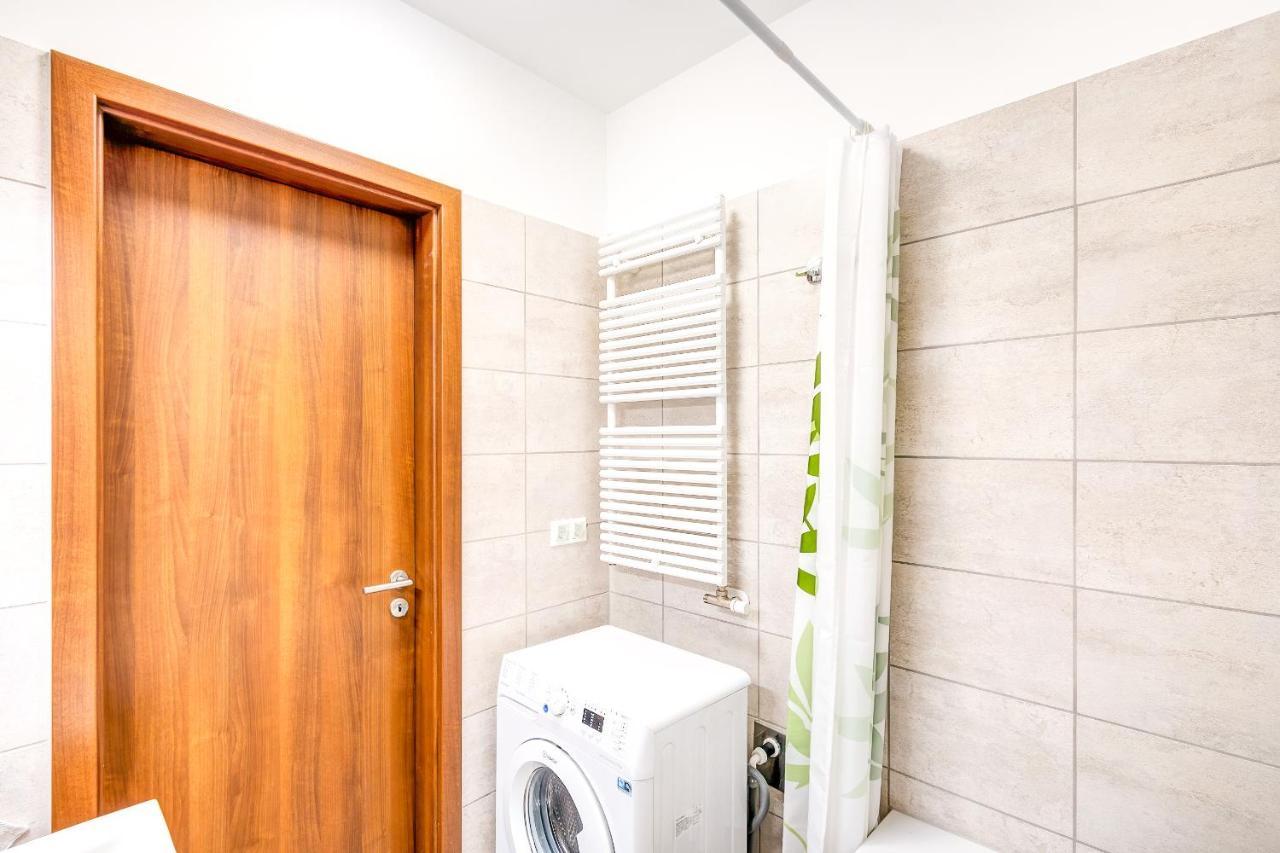 Modern Apartment With Free Garage And Balcony In The Downtown Budapešť Exteriér fotografie