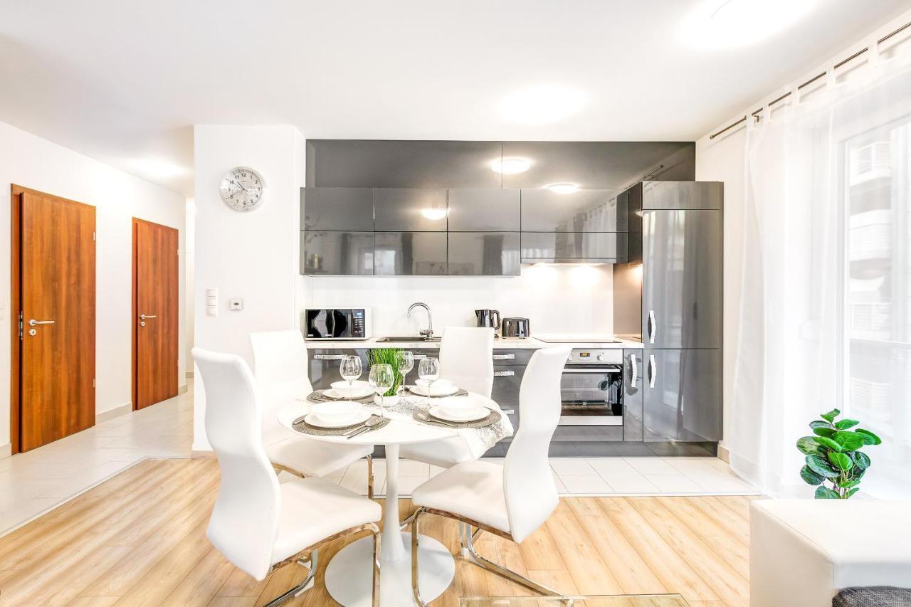 Modern Apartment With Free Garage And Balcony In The Downtown Budapešť Exteriér fotografie