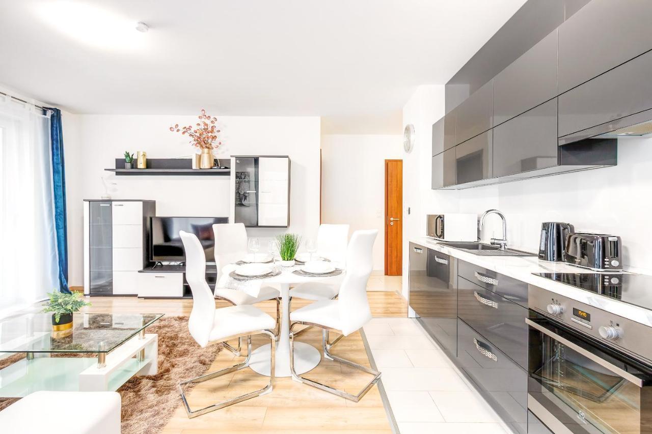 Modern Apartment With Free Garage And Balcony In The Downtown Budapešť Exteriér fotografie